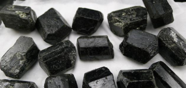 اشكال الاحجار الكريمه في الطبيعه