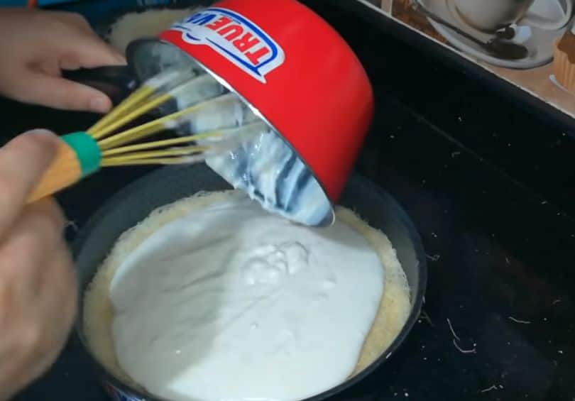 طريقة عمل الكنافة بالقشطة بالصور خطوة خطوة