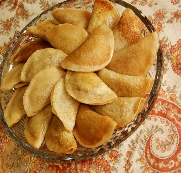 قطايف رمضان طريقة القطايف بدون سميد سهلة وسريعة