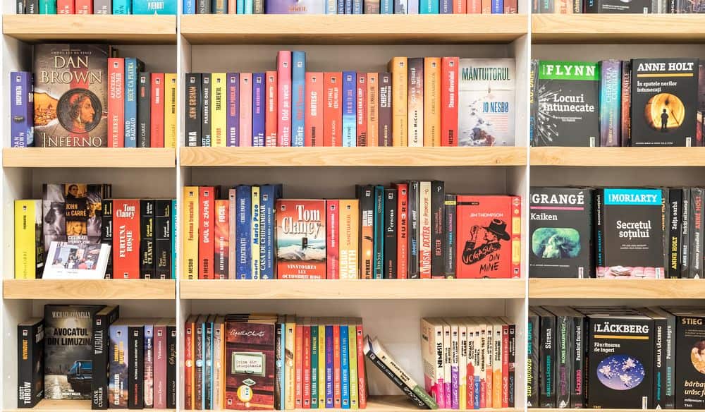 معلومات عن اكثر الكتب مبيعا في العالم اكثر الكتب مبيعا في العالم