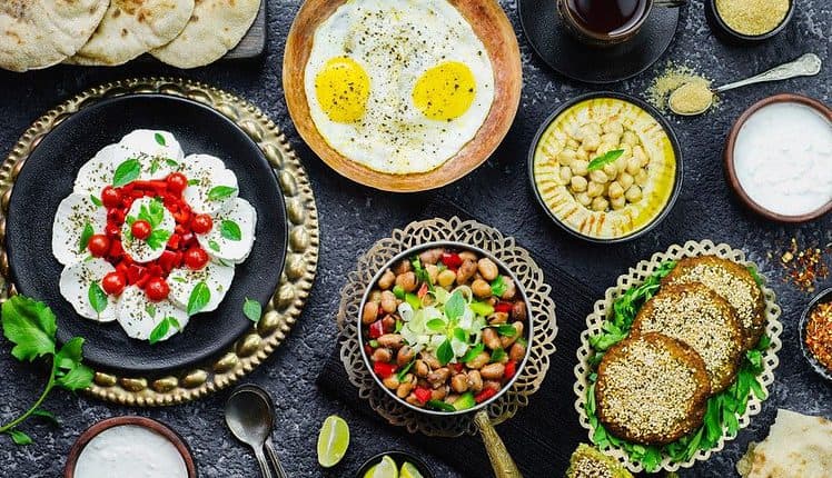 وجبة سحور لا تسبب العطش في رمضان افضل سحور مايعطش في رمضان