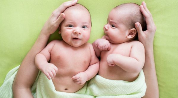 كم نسبة هرمون الحمل بالتوأم