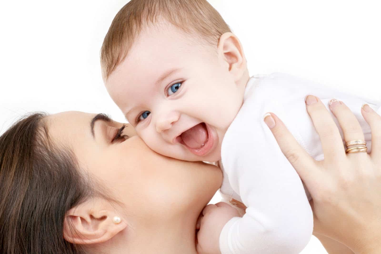 مرحلة تكلم الطفل